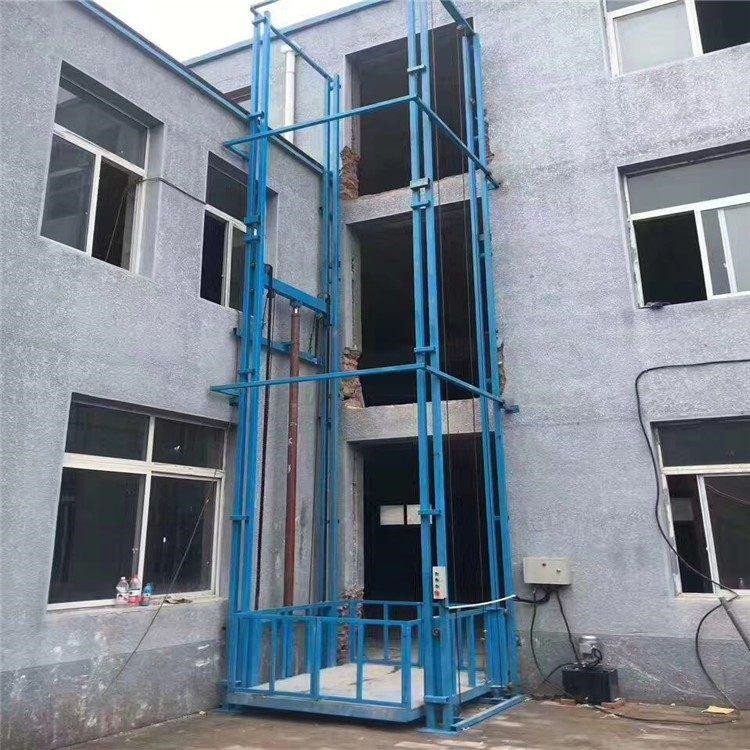導軌式升降平臺